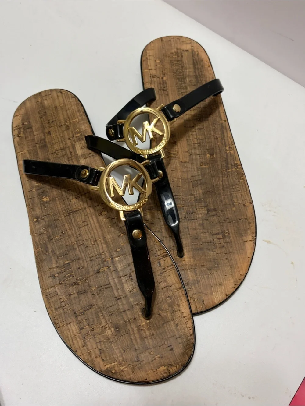 Michael Michael Kors Black and Gold Logo Thong Sandals Sz 10 Women